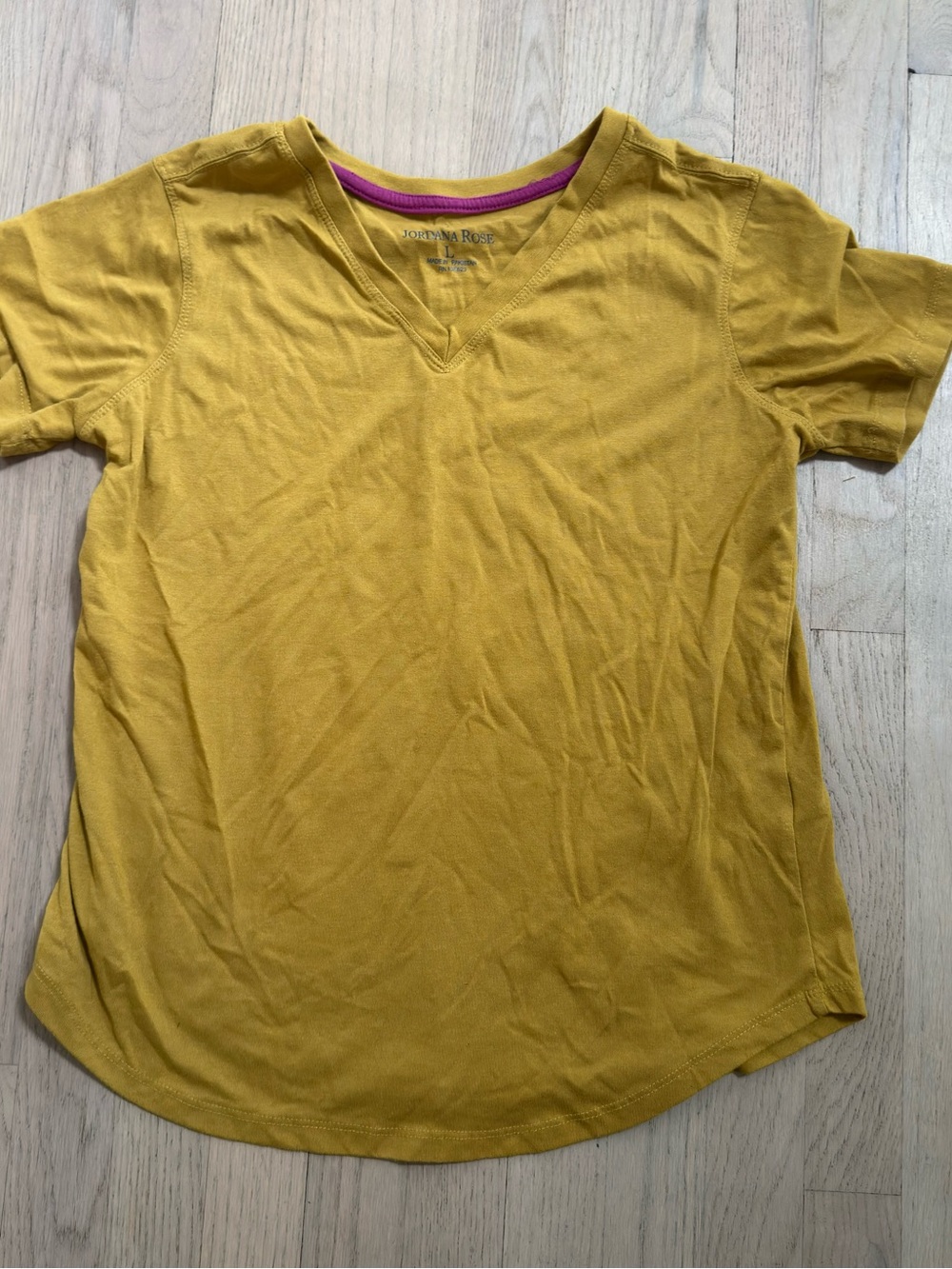 Jordana Rose Citron Green Mustard V-Neck Short Sleeve Tee L